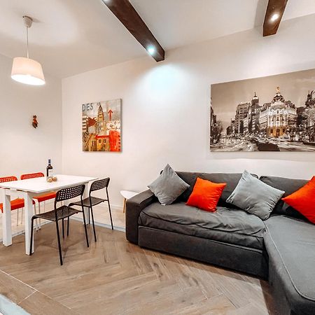 Fee4Me. Amazing Apartment In The Heart Of Lavapies Мадрид Екстериор снимка