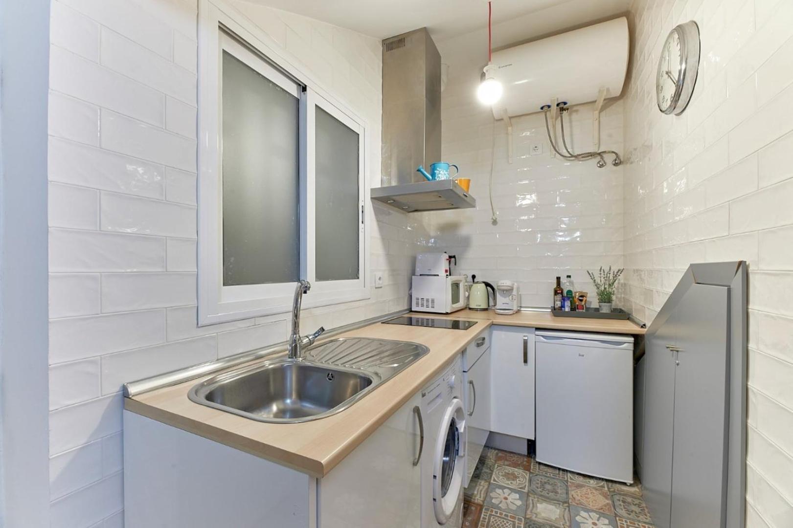 Fee4Me. Amazing Apartment In The Heart Of Lavapies Мадрид Екстериор снимка