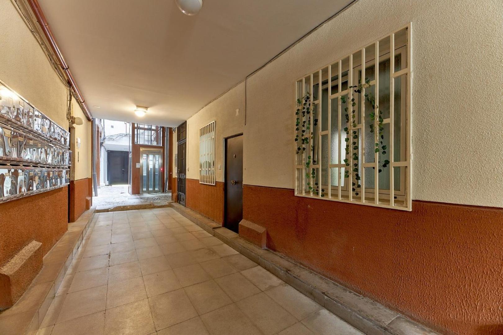Fee4Me. Amazing Apartment In The Heart Of Lavapies Мадрид Екстериор снимка
